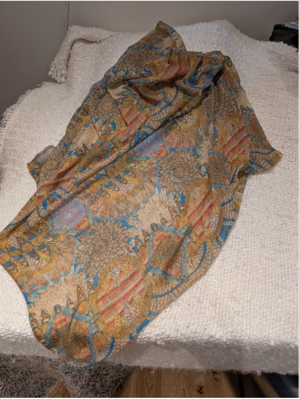 Women's Unbranded Scarf One Size Beige Blue Patterned Accessory